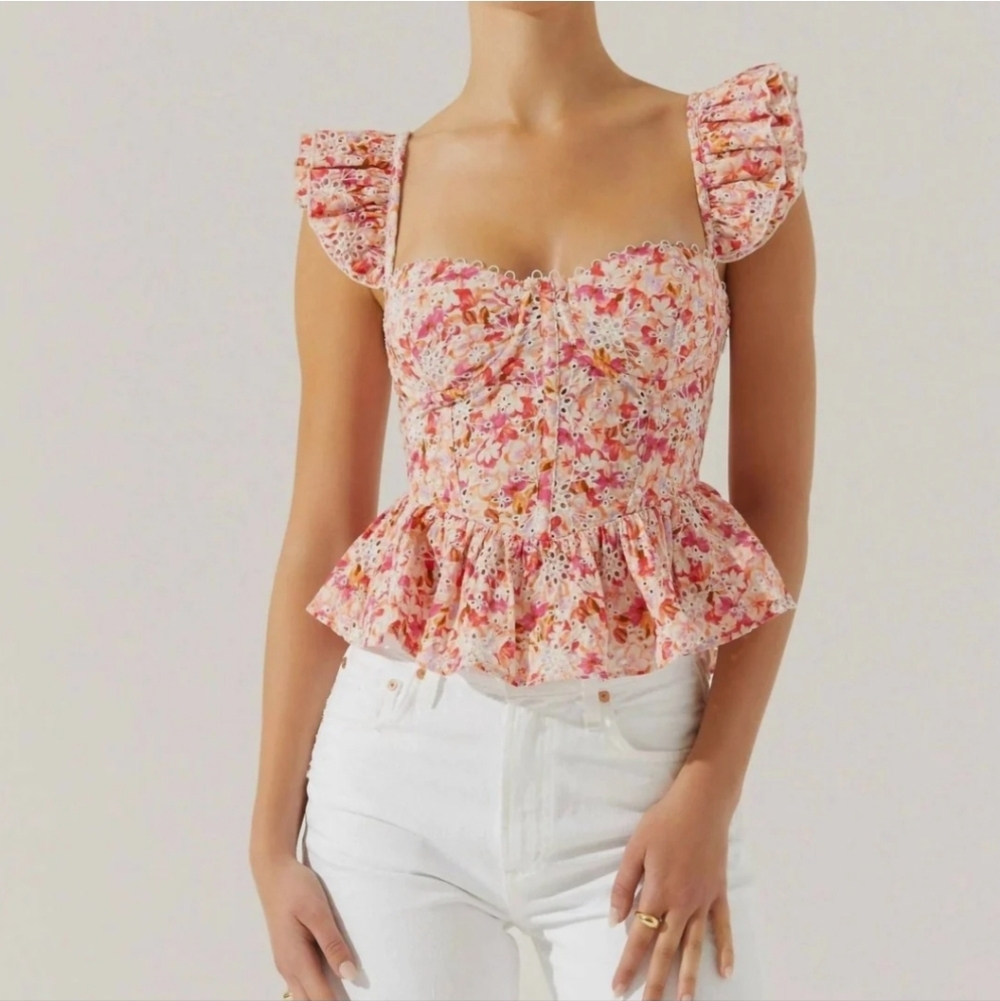ASTR THE LABEL BAYLIN FLORAL PEPLUM TOP WOMENS SIZE XSMALL